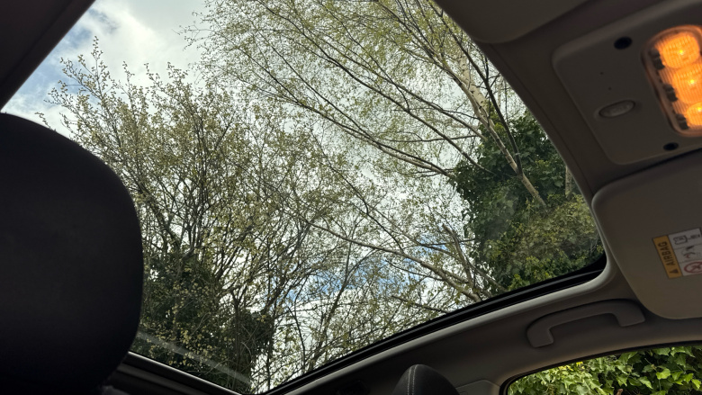 Nissan Qashqai 1.3 DiG-T N-Connecta 5dr Petrol Hatchback